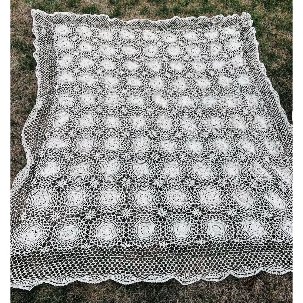 Domestications Crochet Lace Tablecloth rectangular 72" x 108" Cotton Beige
